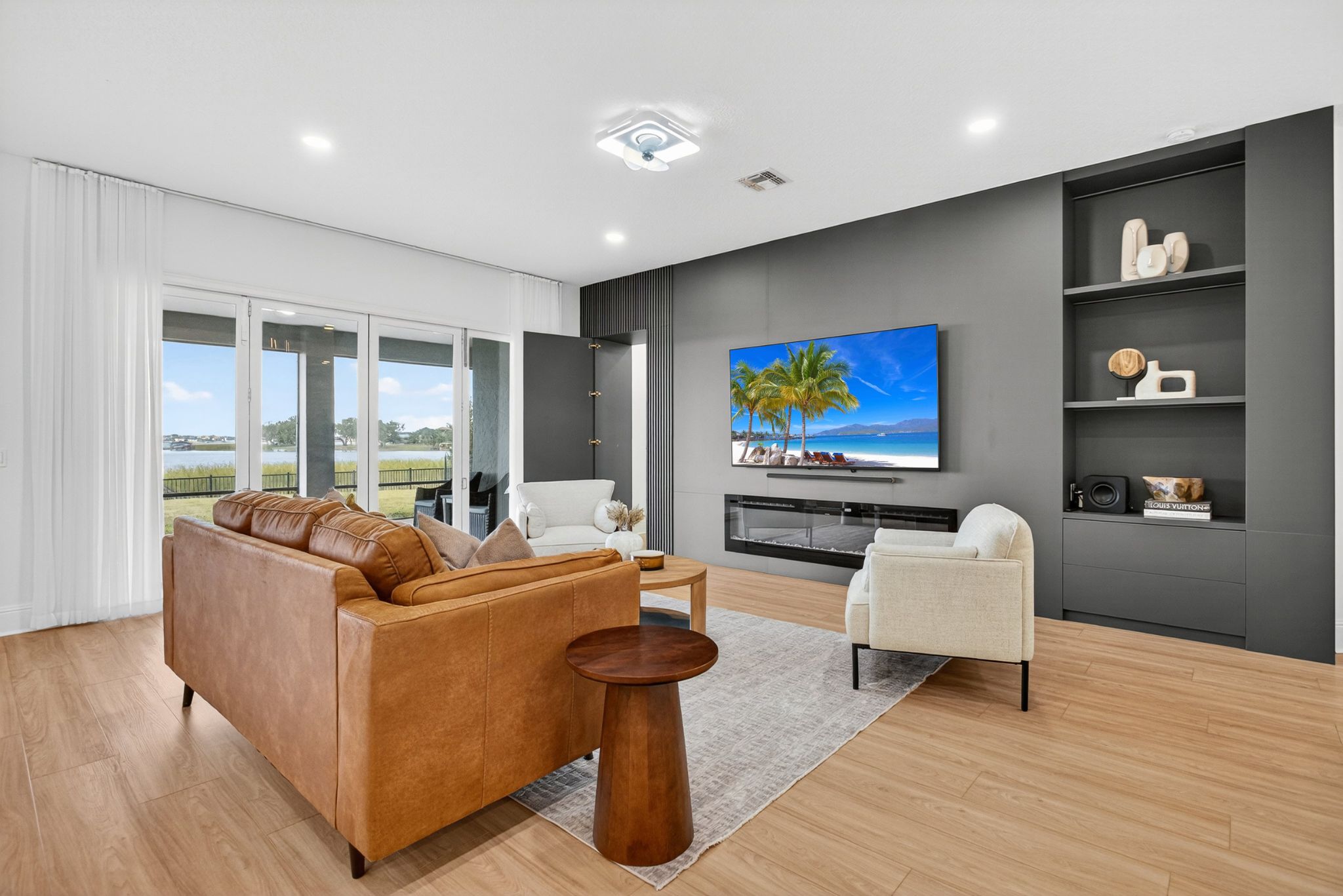 16689 Broadwater Ave, Winter Garden Living